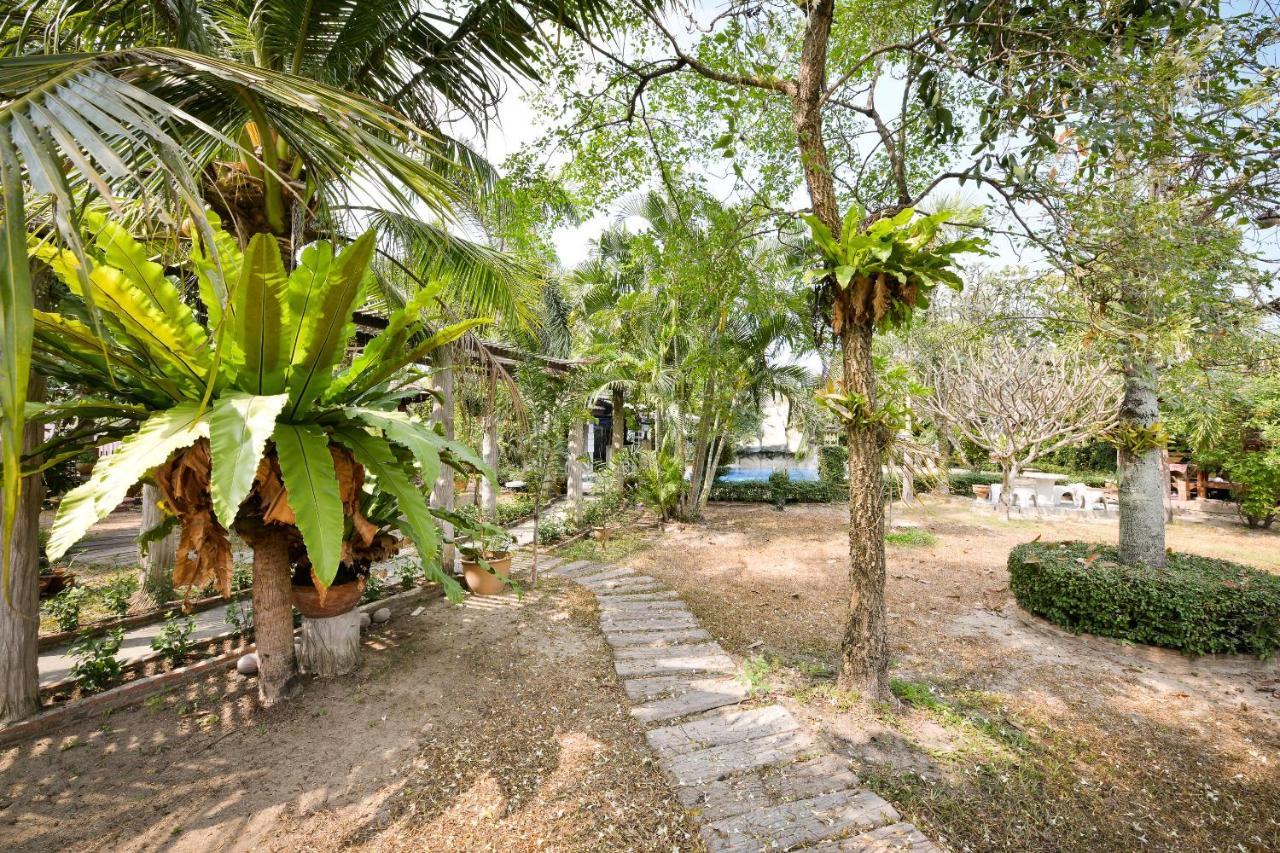 Oyo 536 Reuan Kanthima Ban Laem Chabang Exterior foto